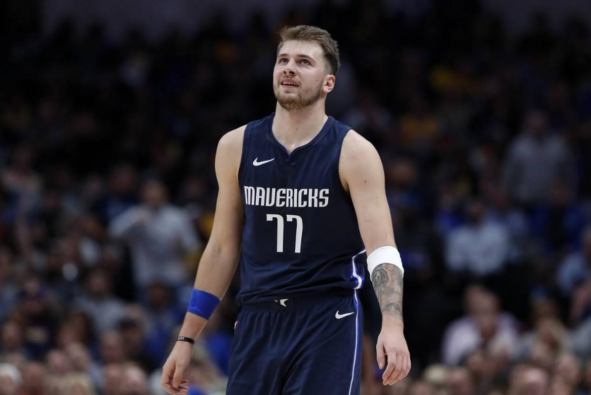 车载低音炮 车载低音炮