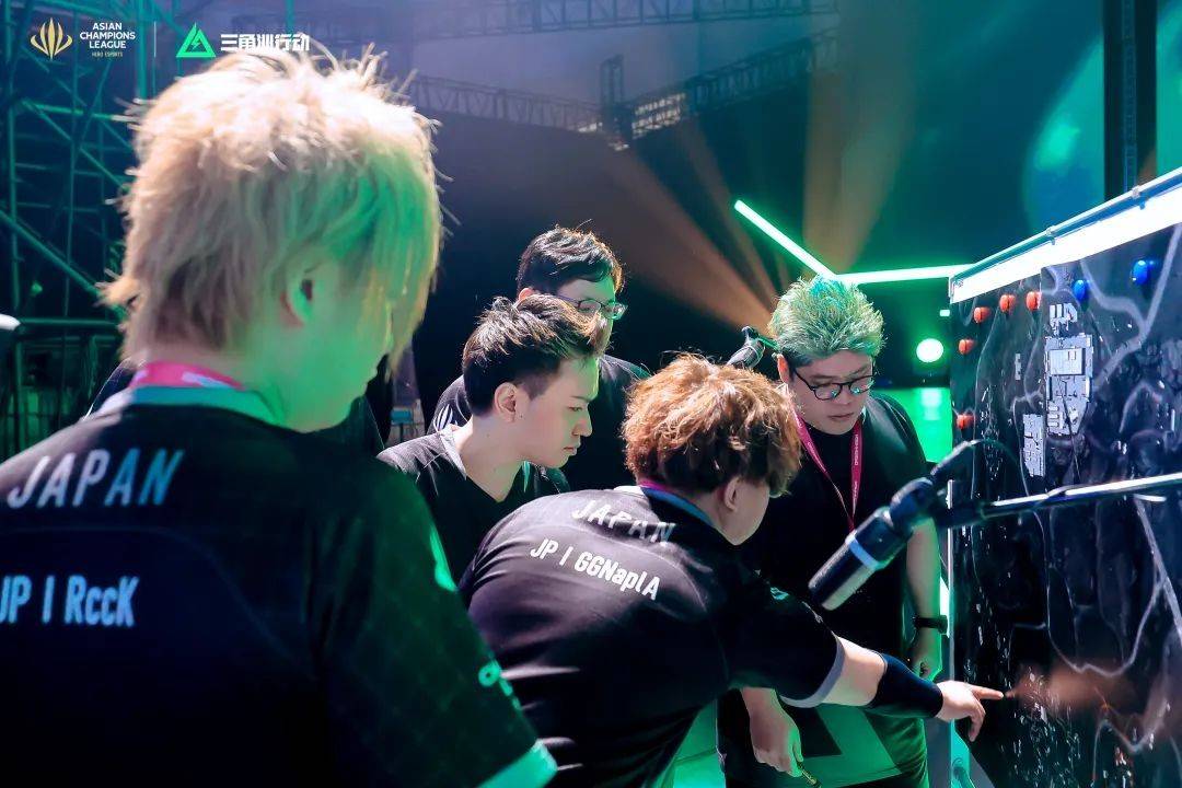 垒手的接球 垒手的接球